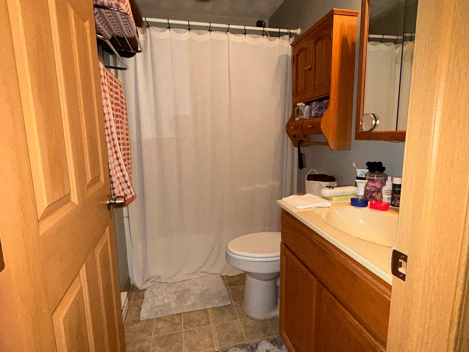 2 bed, 800 sqft, $1,300 — Photo 4