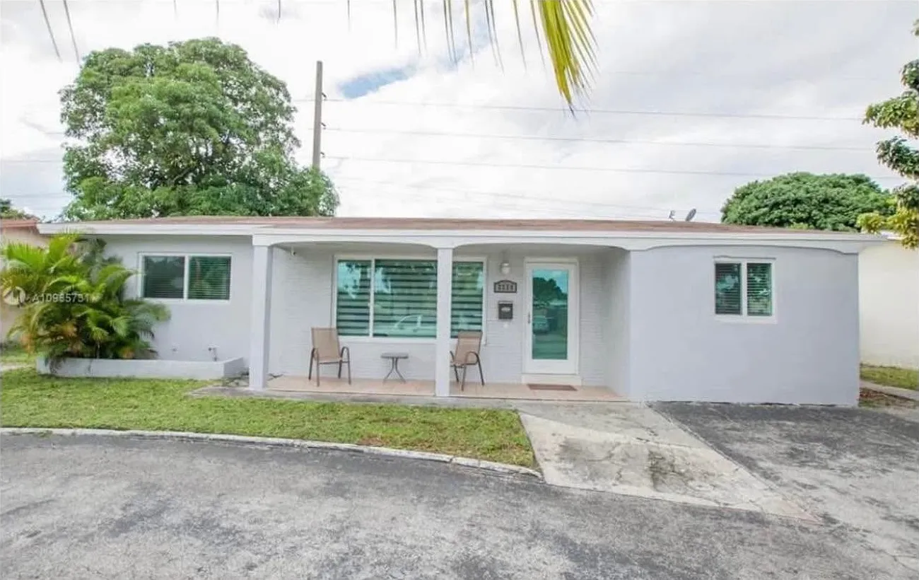 4 bed, 2069 sqft, $3,600 — Photo 1