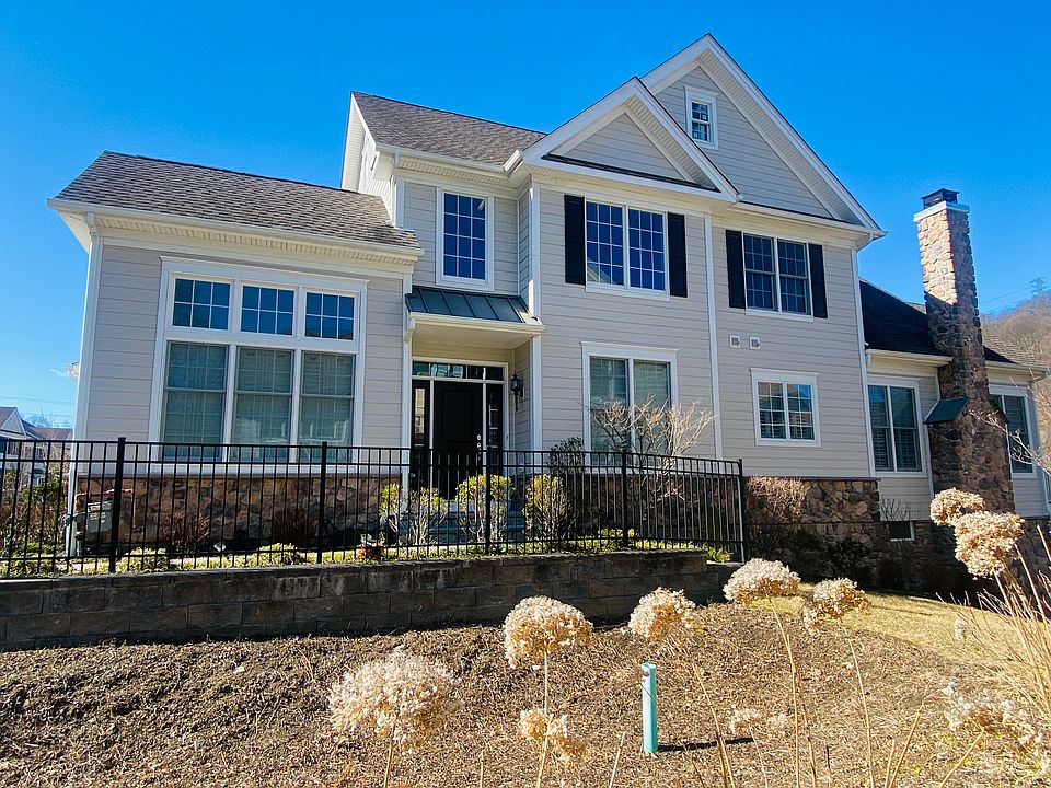 1st image of 38 Dennis Ln
