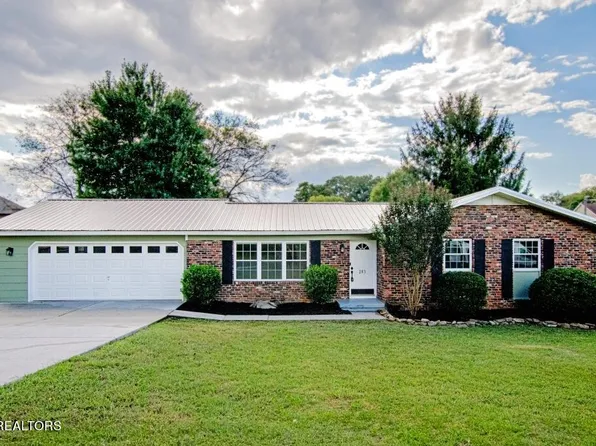 203 Arbor Dr, Maryville, TN 37804