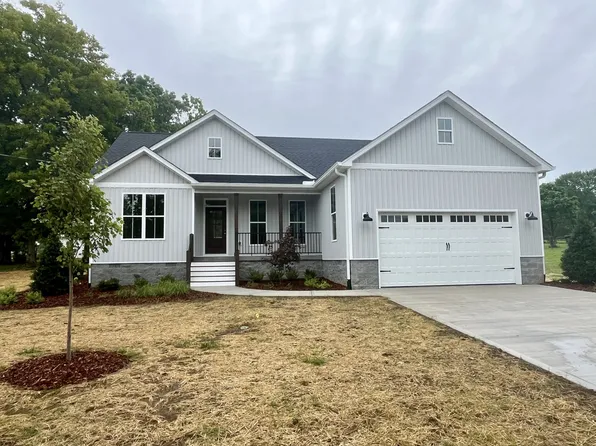 86 Halpin St, Mc Ewen, TN 37101