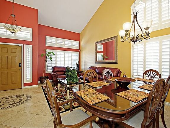 Southwestern and Traditional Decor Mix.