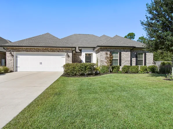 427 Blaze Blvd, Freeport, FL 32439