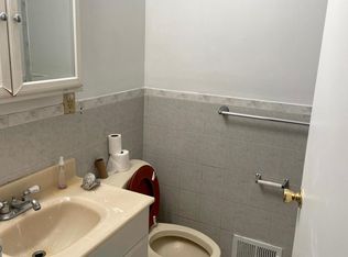 525 3rd St FLOOR 2, Union City, NJ 07087