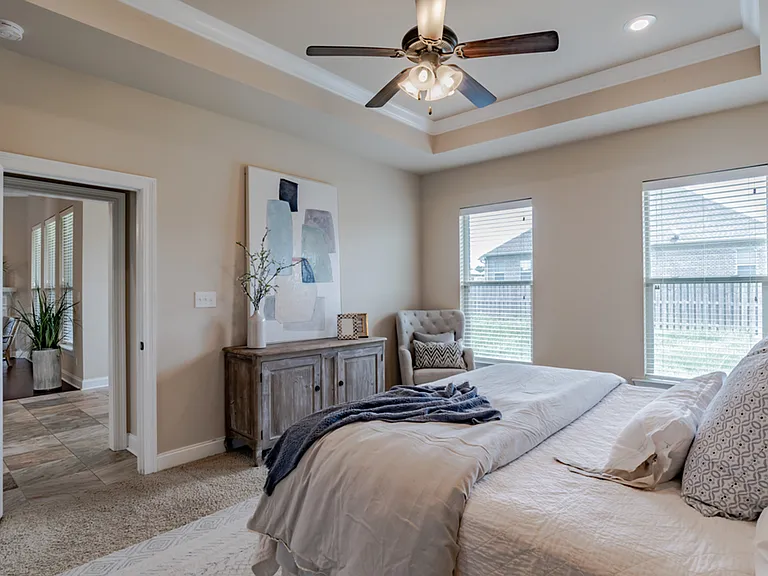 523 Kensley Ave — Photo 27