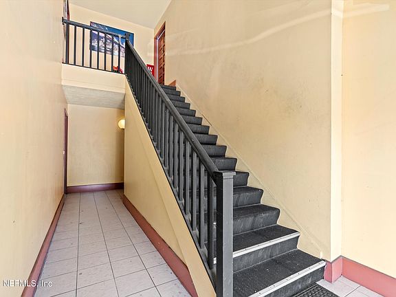 4th image of 6646 LA MIRADA Drive E #4