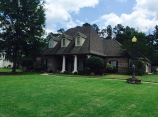 6305 Bentwater Dr, Orange, TX 77632