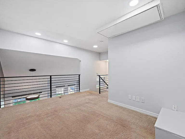 5612 W Center Ave — Photo 20
