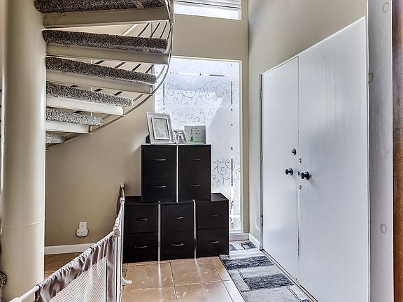 5th image of 36441 Manzanita St