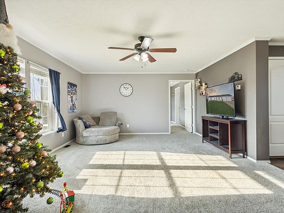 3rd image of 4621 108th St SE