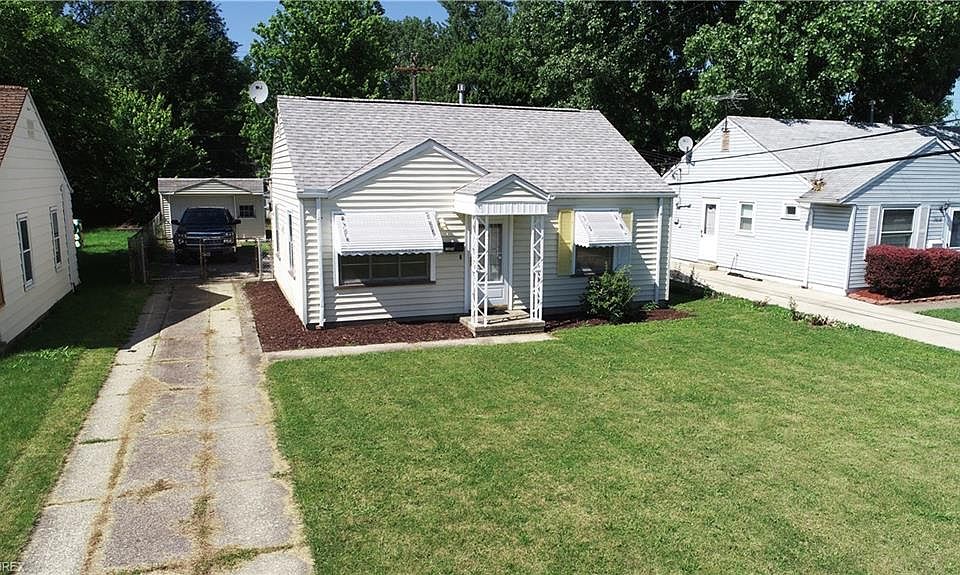 1st image of 15624 Puritas Ave