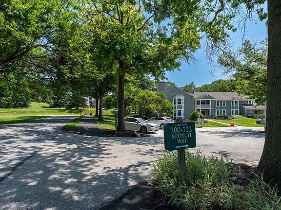 5th image of 700 Scotch Way #C-19