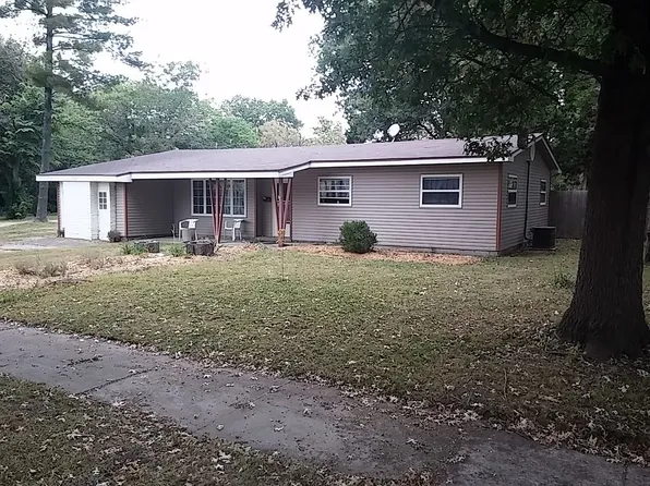 1025 E 11th St, Pittsburg, KS 66762