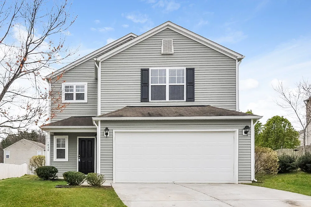 4 bed, 2.5 bath, 2048 sqft, $2,055 — Photo 1