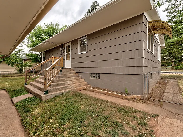 4633 Capitol St — Photo 6