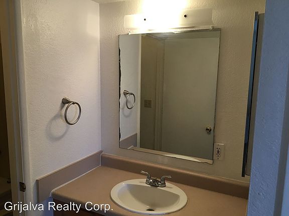 5th image of 2817 N Castro Ave APT 3