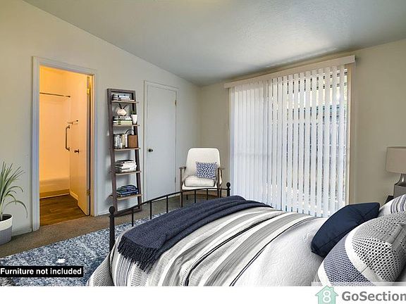 3rd image of 1335 Ortiz Dr SE