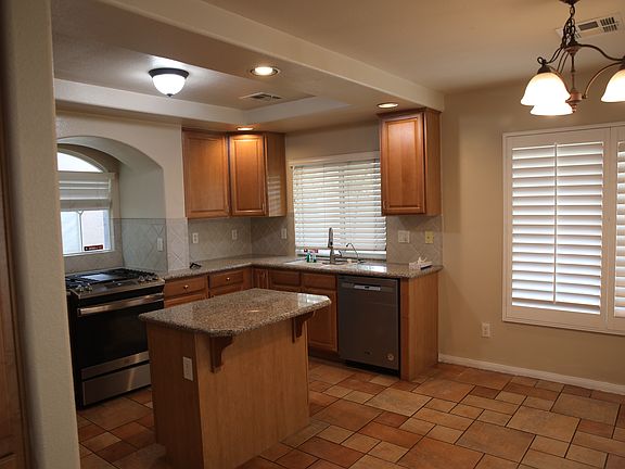 3rd image of 10739 Shasta Glow Ct