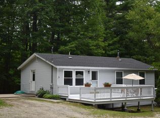 603 Old Lewiston Rd, Winthrop, ME 04364