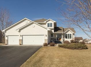 21280 Foxtail Ln, Rogers, MN 55374