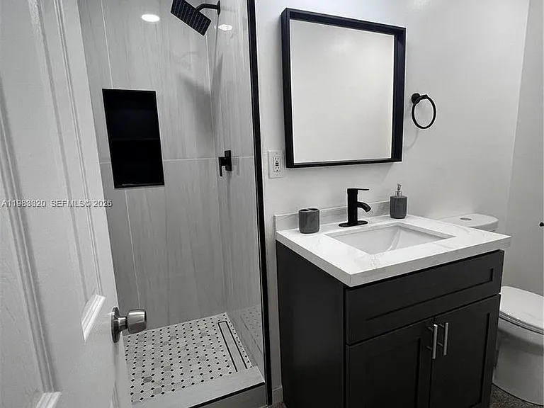3820 SW 16th St #0 — Photo 15