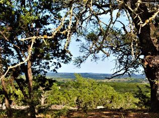 7 Poehnert Rd, Boerne, TX 78006