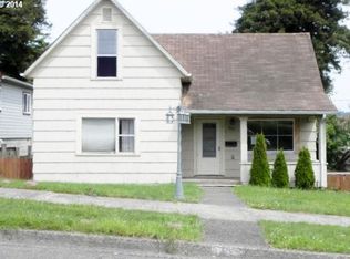 962 S 7th St, Coos Bay, OR 97420