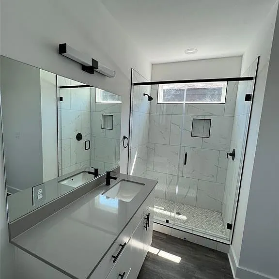 7603 Carver Ave #1-B — Photo 5
