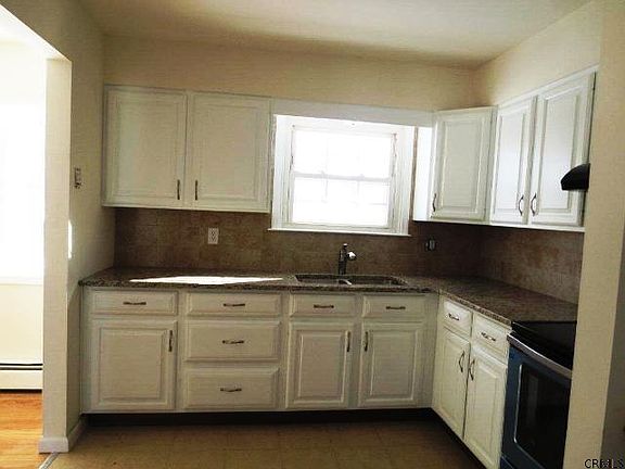 5th image of 18 Ahl Ave