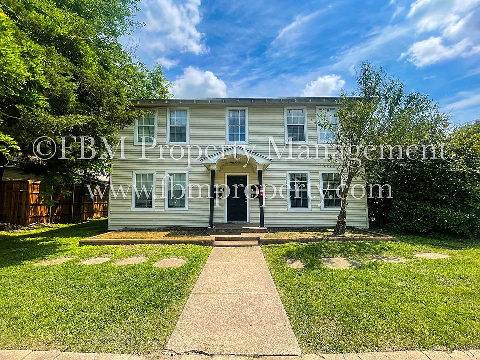 1st image of 409 W Brown St #409