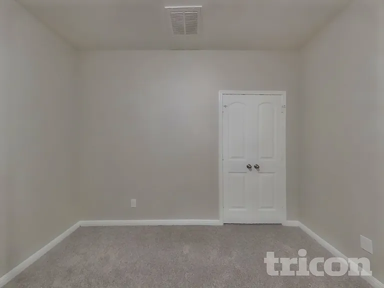2832 Mistywood Ln — Photo 13