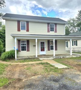 365 S Magnolia Ave, Waynesboro, VA, 22980