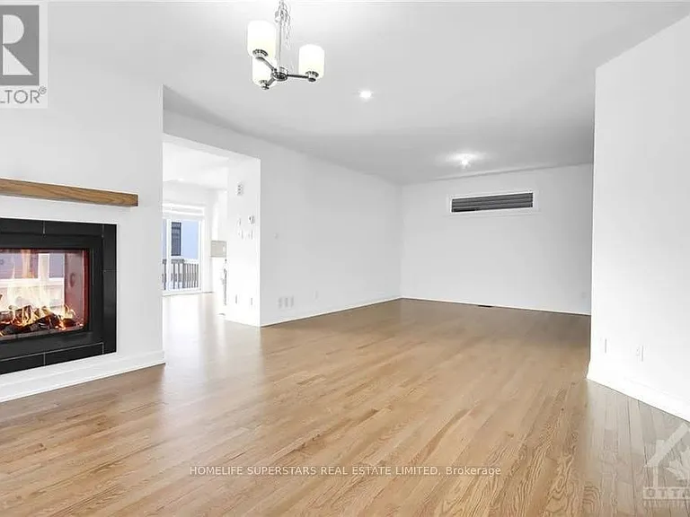 55 Big Dipper St — Photo 6