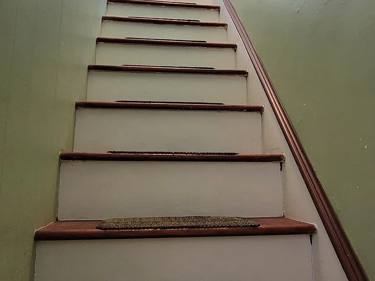 227 Main St — Photo 12