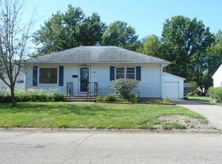 807 W 19th St, Sterling, IL 61081
