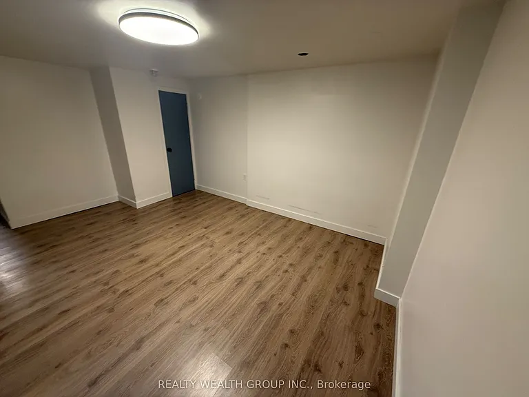 82 Elvaston Dr #BASEMENT — Photo 9
