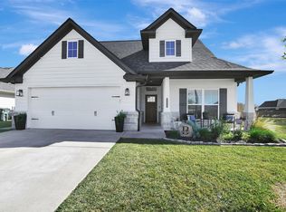 1908 Meridian Ct, Bryan, TX 77807