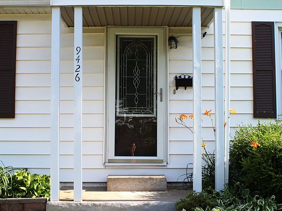 2nd image of 9426 Upland Dr