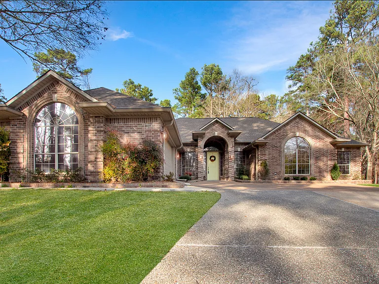 13310 White Tail Dr — Photo 1