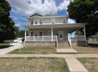 1117 E Hines Ave, Peoria Heights, IL