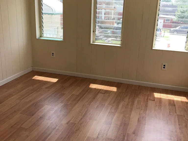 1228 W Master St — Photo 6