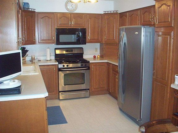 5th image of 206 Maryhill Dr