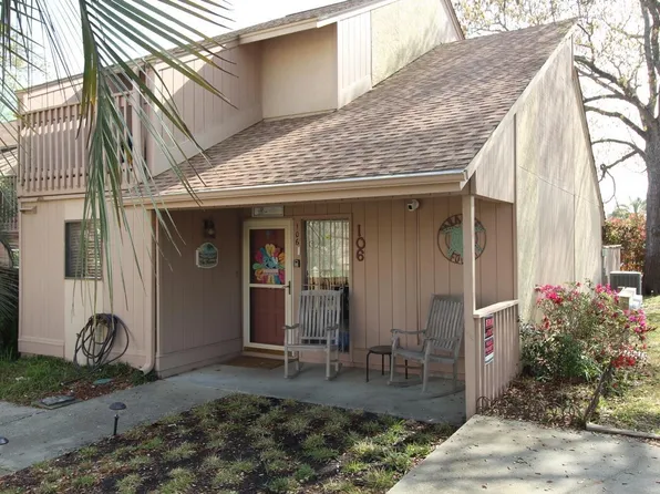 305 21st Ave. S #106, Myrtle Beach, SC 29577