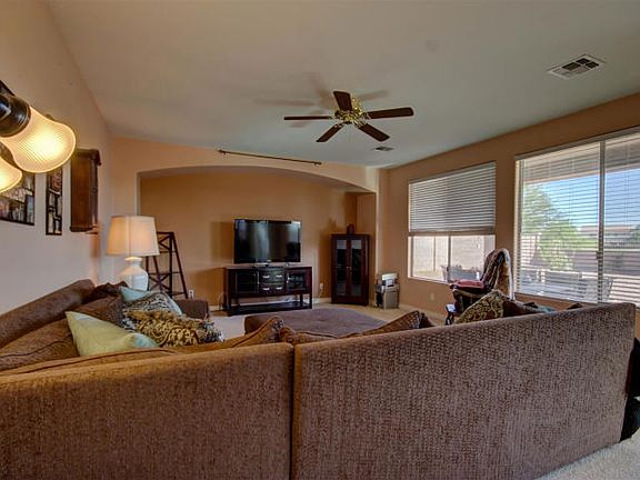 5th image of 44556 W Garden Ln