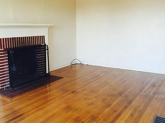 3rd image of 2200 San Mateo St