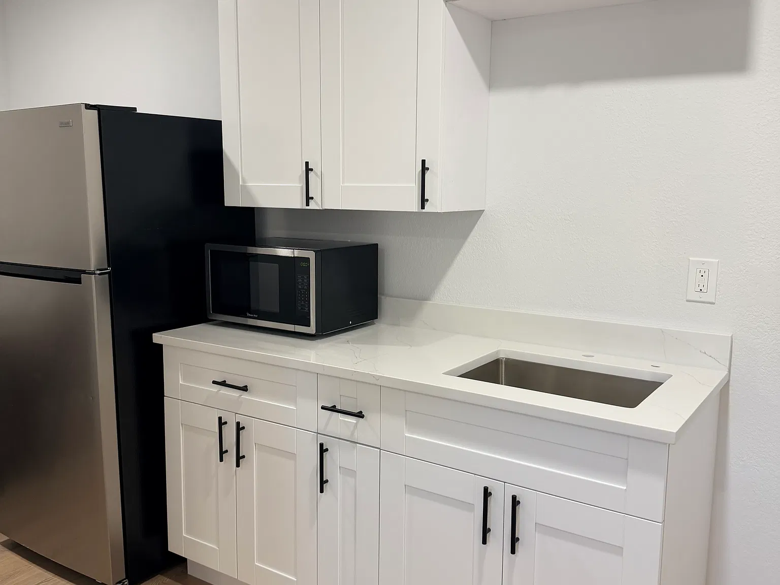 1 bed, $1,400 — Photo 2
