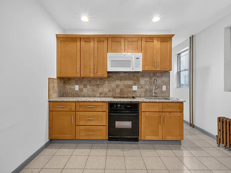 1425 Jackson St #1R — Photo 14