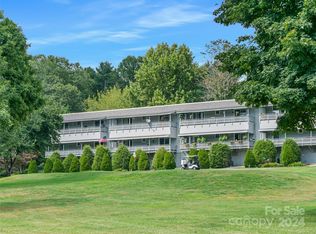 263 Fairway Ln APT G, Spruce Pine, NC 28777