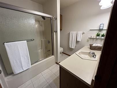4th image of 720 N 16th Ave #720