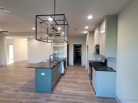 4th image of 14474 N 50th West Ave